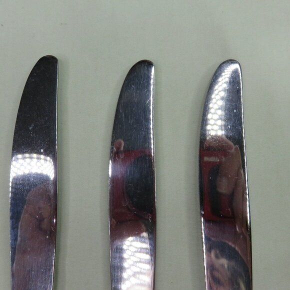 Gorham Legacy Lot of 3 Dinner Knives - Picture 4 of 6
